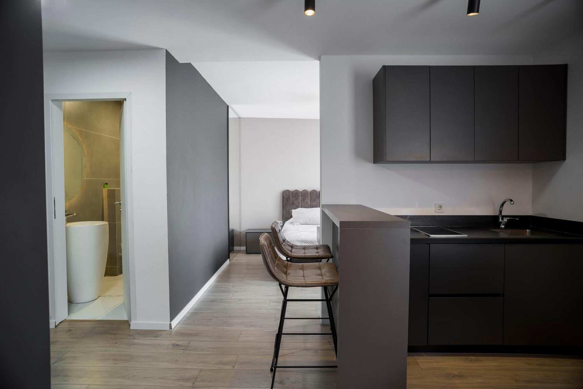 Lux Apartments 普里什蒂纳 外观 照片